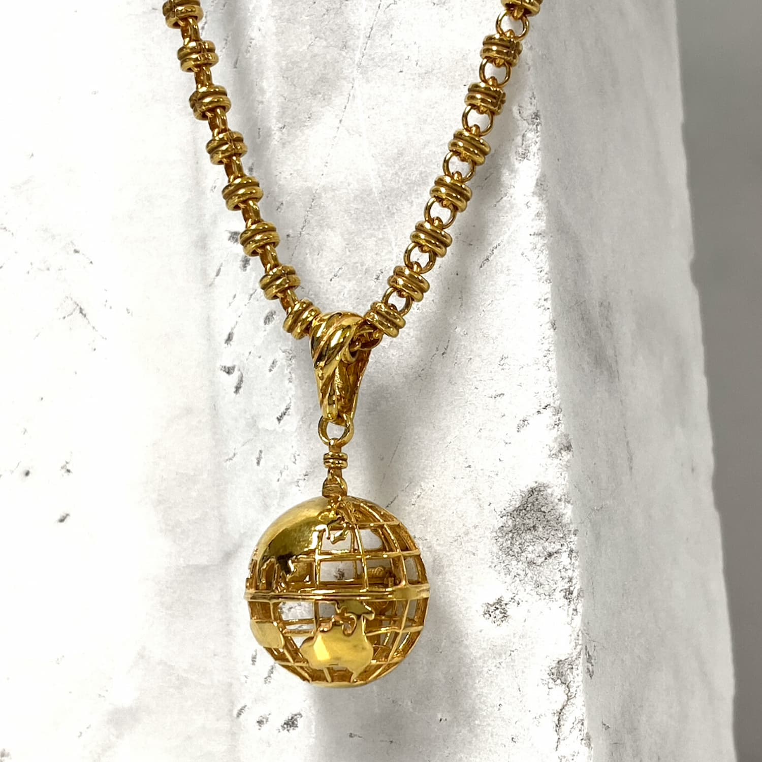 Pendente Globo in Oro, Piccolo