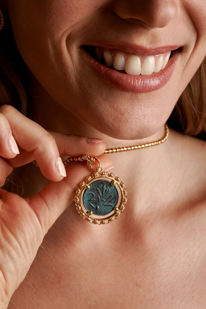 Pendente Filary in Oro con Moneta Ape Verde
