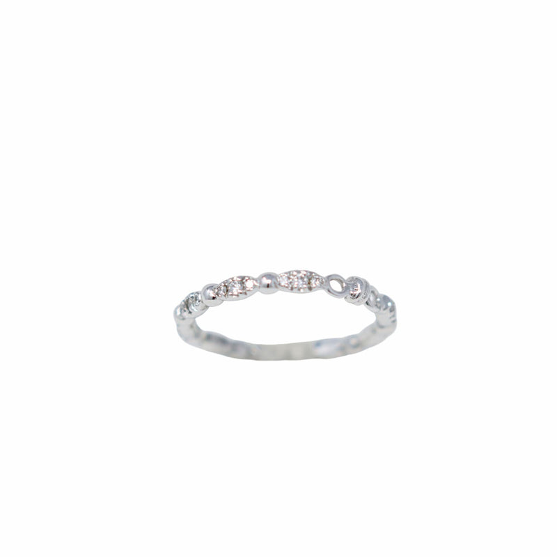 Anello Whisper in Oro Bianco 14k con Cluster di Diamanti