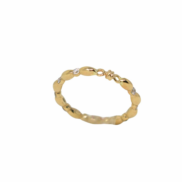 Anello Whisper in Oro Giallo 14k con Punti Luce di Diamanti
