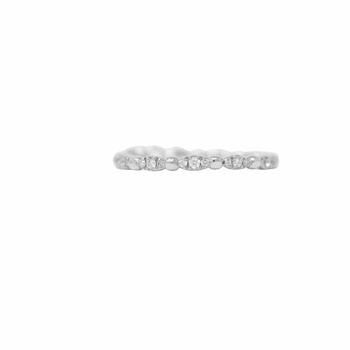 Anello Whisper in Oro Bianco 14k con Cluster di Diamanti