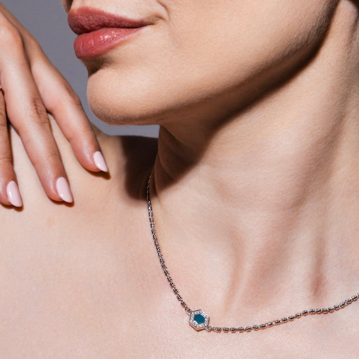 Collana Deco in Rodio con Verde, Bianco & Pavé