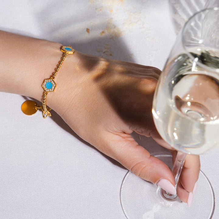 Bracciale Deco Statement in Oro con Blu, Turchese & Pavé