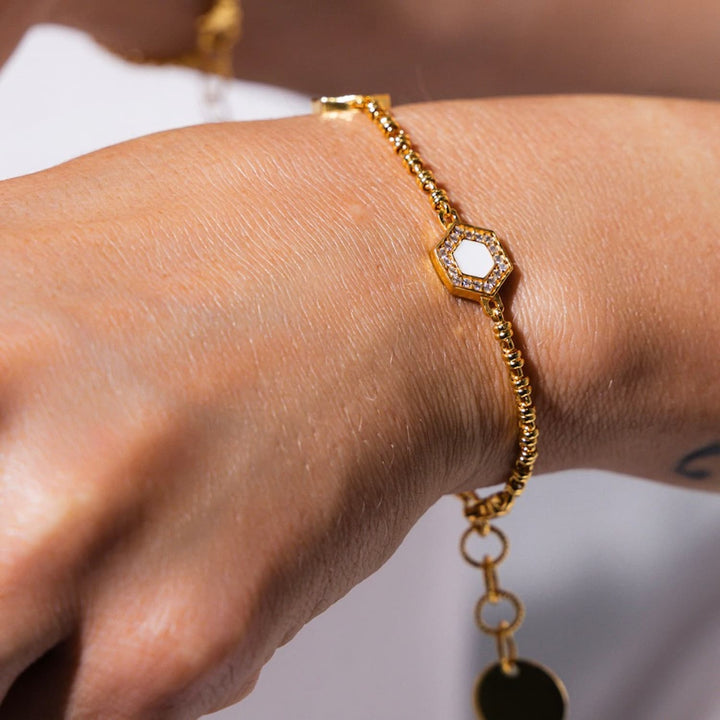 Bracciale Deco Statement in Oro con Verde, Bianco & Pavé