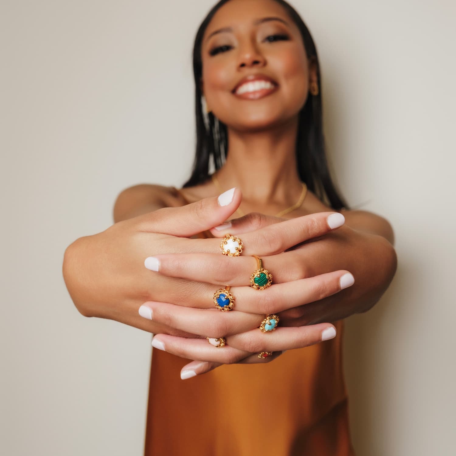 Anello Gemma in Oro con Corallo Rosa