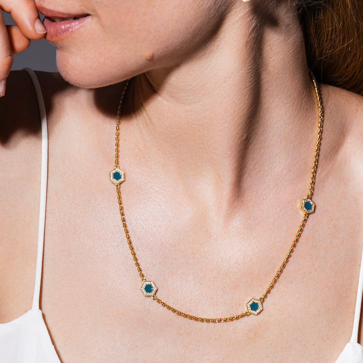 Collana Deco Statement in Oro con Verde, Bianco & Pavé