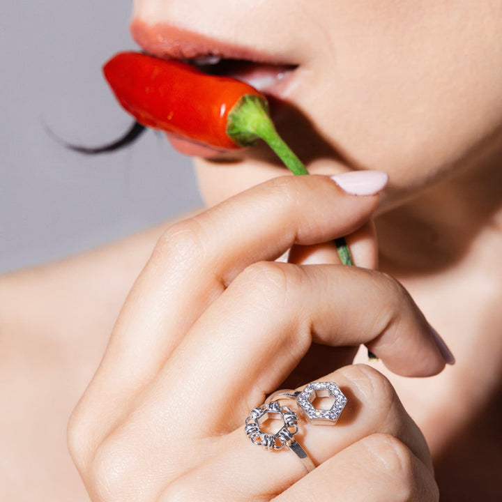 Anello Deco Statement in Rodio con Pavé