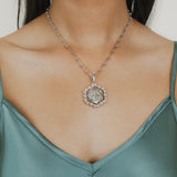 Pendente Filary Esagonale in Rodio con Formella Civetta Argento Anticato