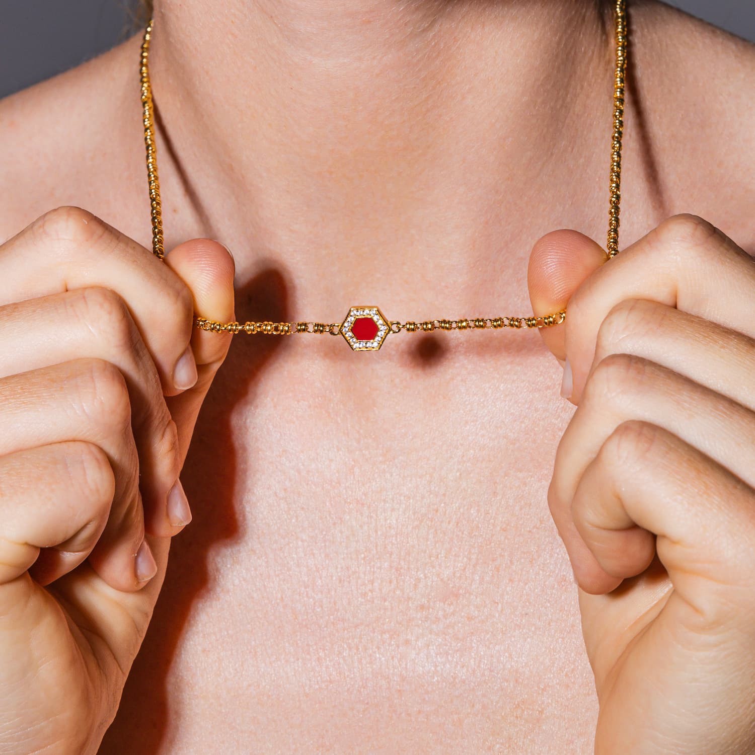 Collana Deco in Oro con Rosso, Corallo & Pavé