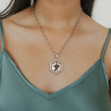 Pendente Filary Esagonale in Rodio con Formella Uva Bronzo Anticato