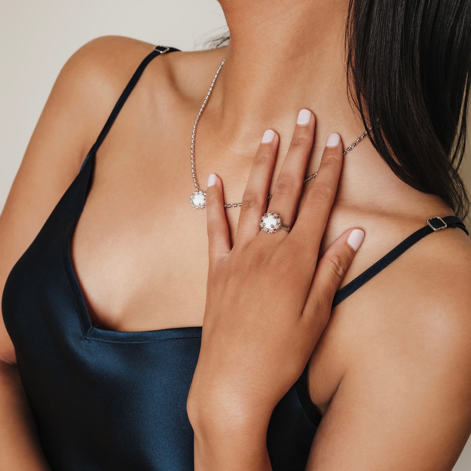 Anello Gemma in Rodio con Agata Bianca