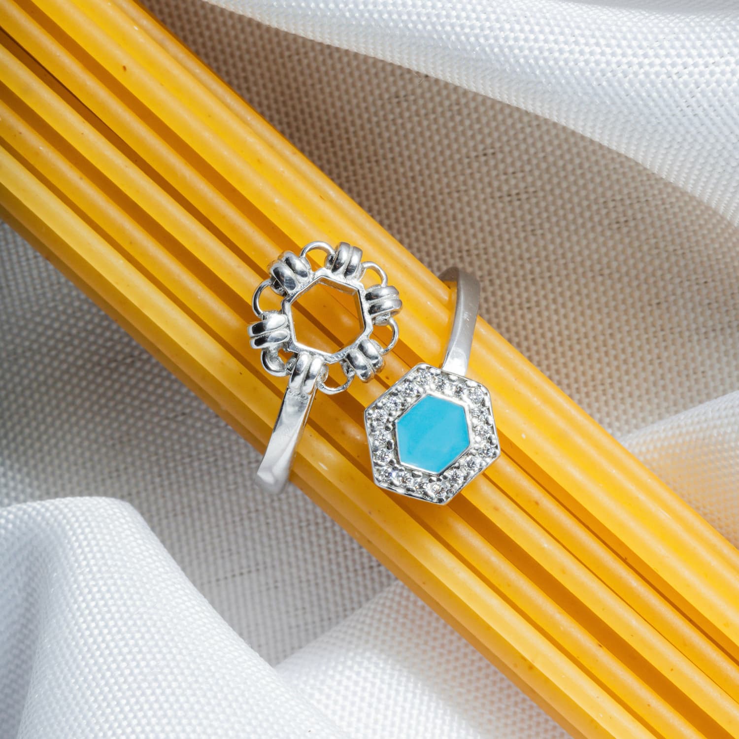 Anello Deco Statement in Rodio con Turchese & Pavé
