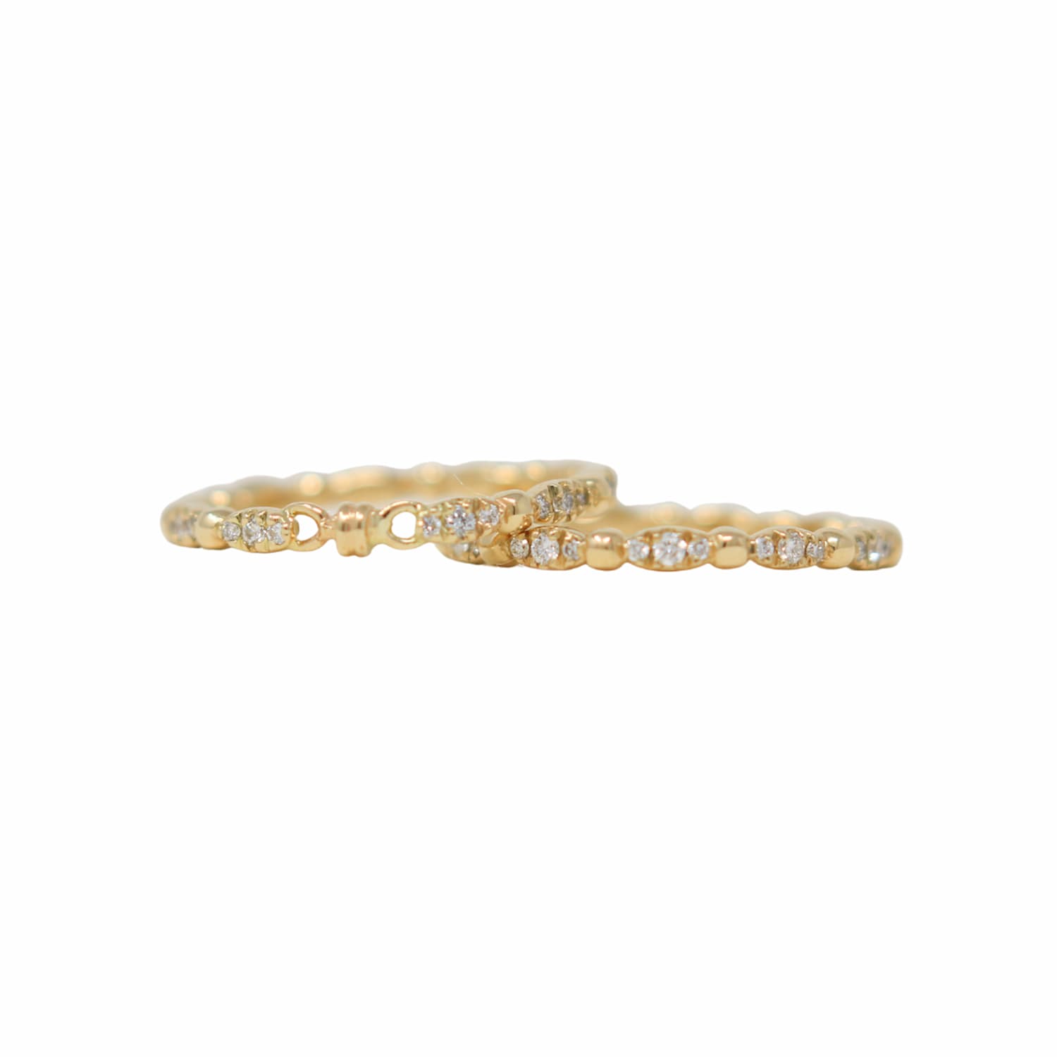 Anello Whisper in Oro Giallo 14k con Cluster di Diamanti