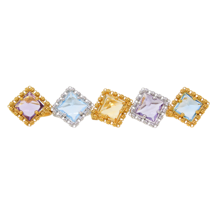 Anello Quadra in Oro con Topazio Azzurro