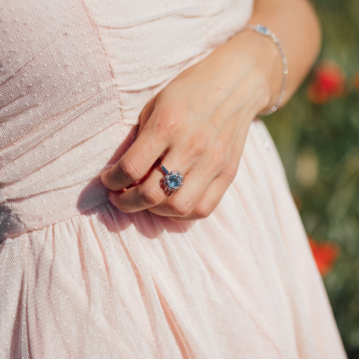 Anello Mini Filary in Rodio con Topazio Blu