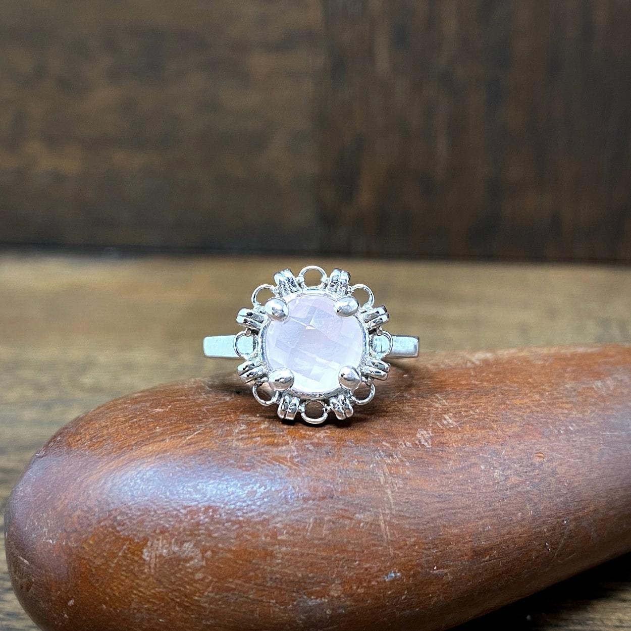 Anello Mini Filary in Rodio con Quarzo Rosa